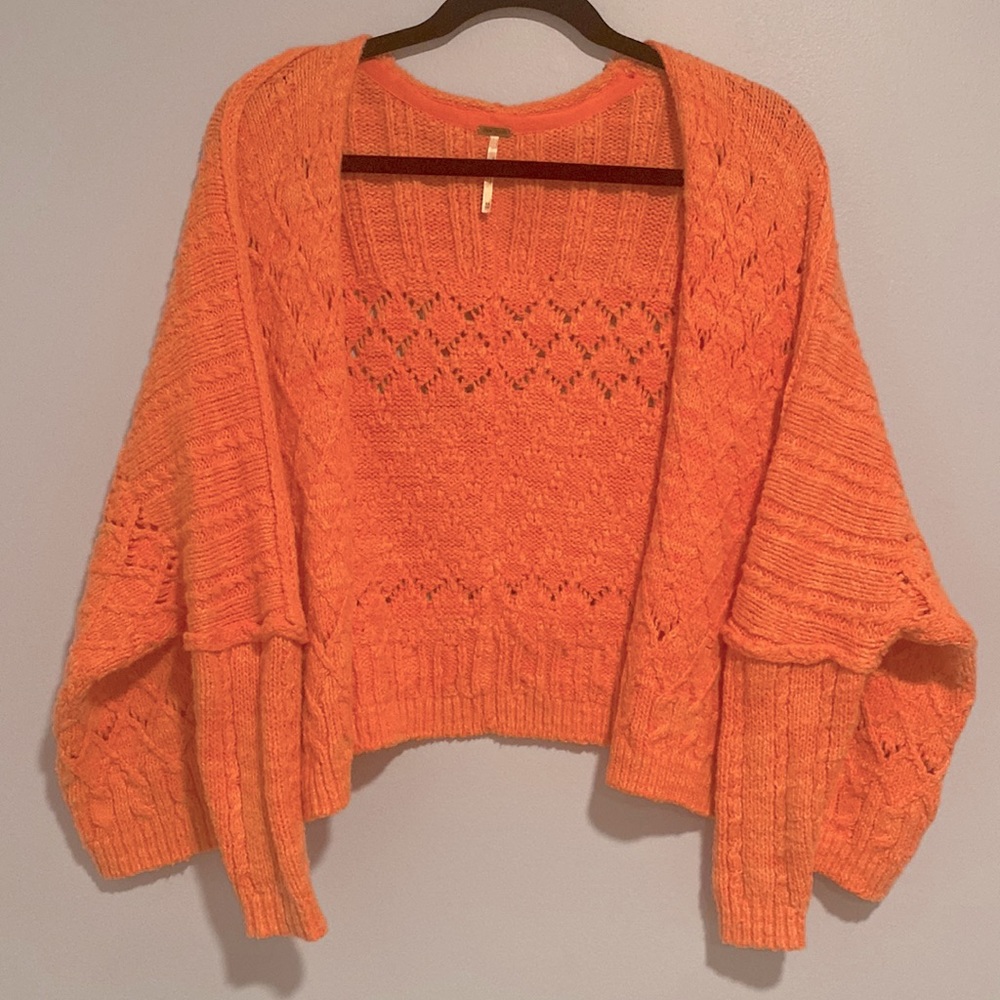 Free People Size Women's Crop Cardigan Salmon Pink  Orange Knit Oversized XSmall